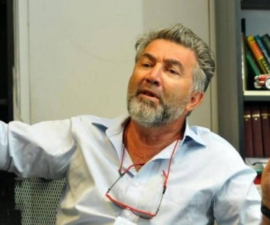 El Gobierno echó a Teddy Karagozian, otro asesor económico que había cuestionado el programa oficial