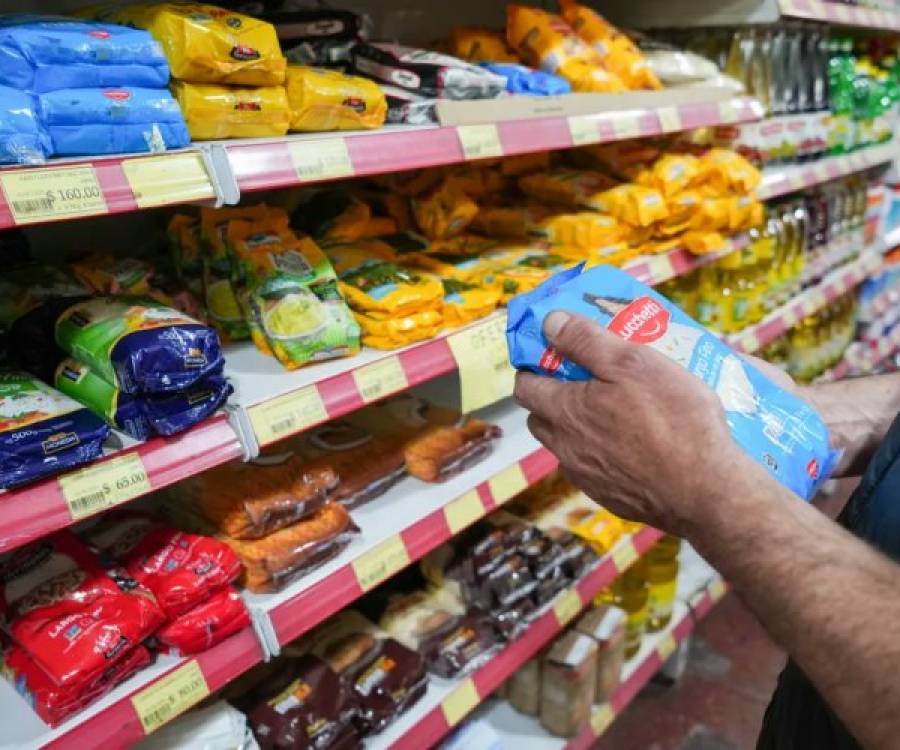 Los alimentos aumentaron menos que en diciembre, pero aún siguen muy caros