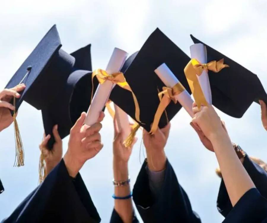CORDOBA: Cuántos egresados tienen las universidades de Córdoba: quién se lleva la corona en títulos (y el dato que falta)
