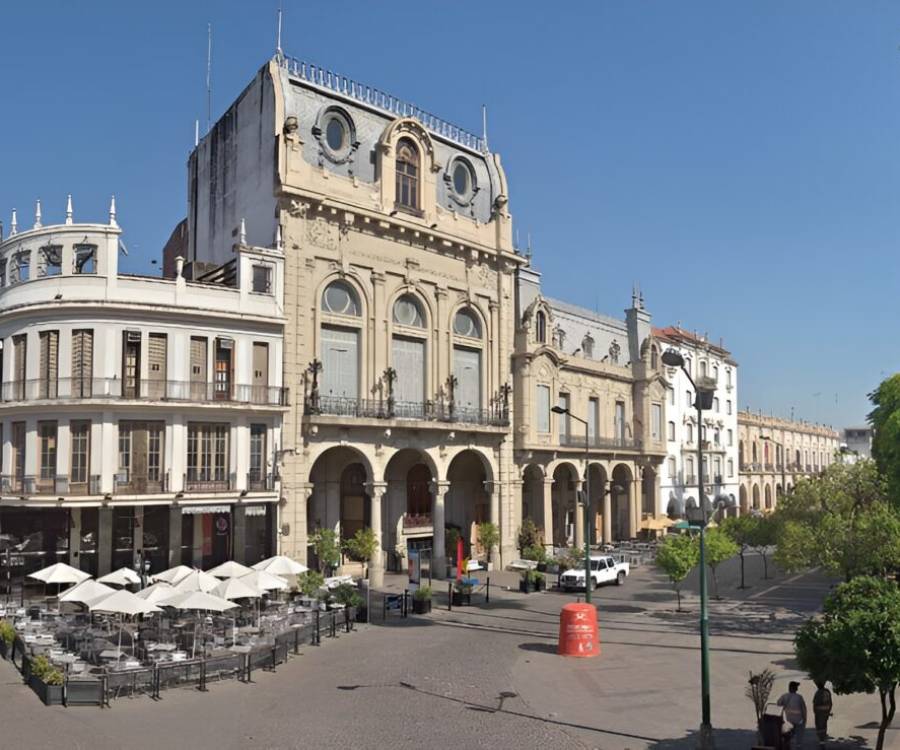 Edificios con historia, Salta: Centro Cultural América, ex Club 20 de Febrero y ex Casa de Gobierno