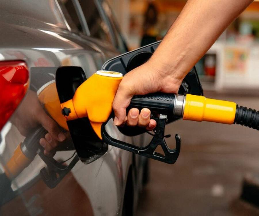 Nuwvo aumento de nafta: se esperan largas colas en las estaciones de servicio