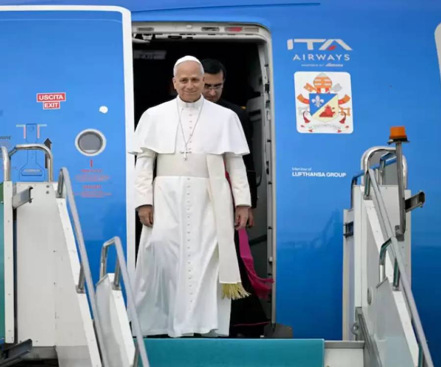 León XIV aterrizó en Turquía