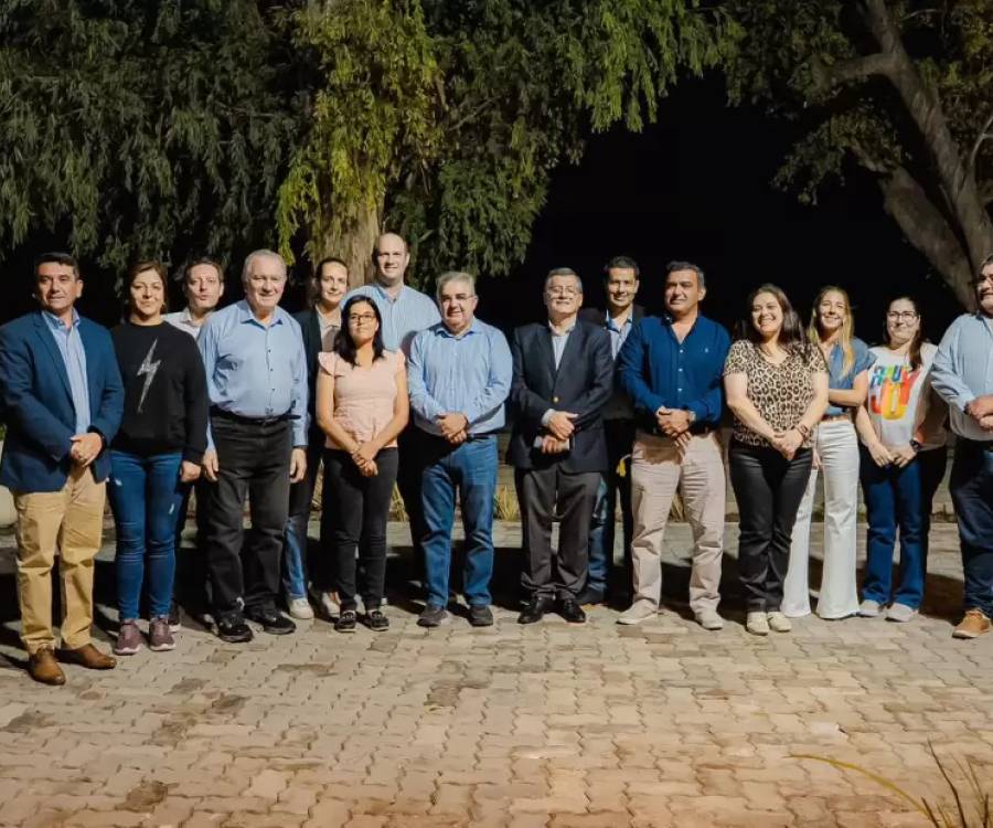 Jalil reunió a senadores para avanzar en los proyectos a tratar en las Extraordinarias