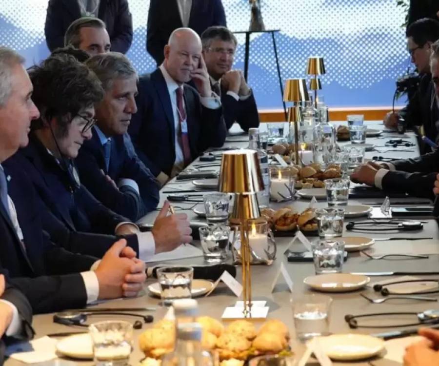 Milei llegó a Davos y define su cercanía con Trump