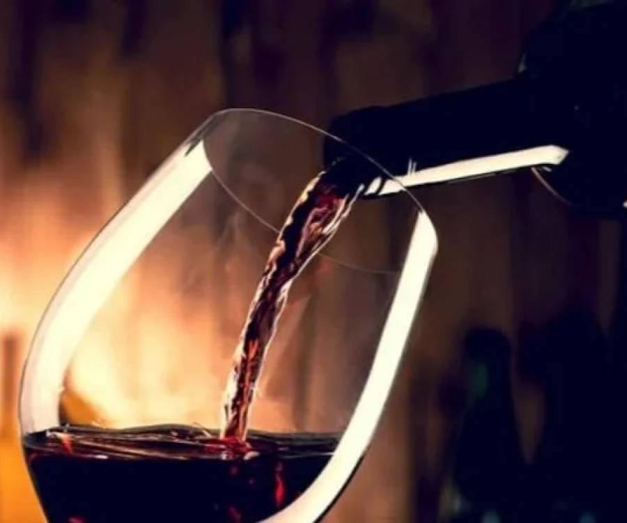 La demanda mundial de vino cae a su nivel más bajo debido a los altos precios