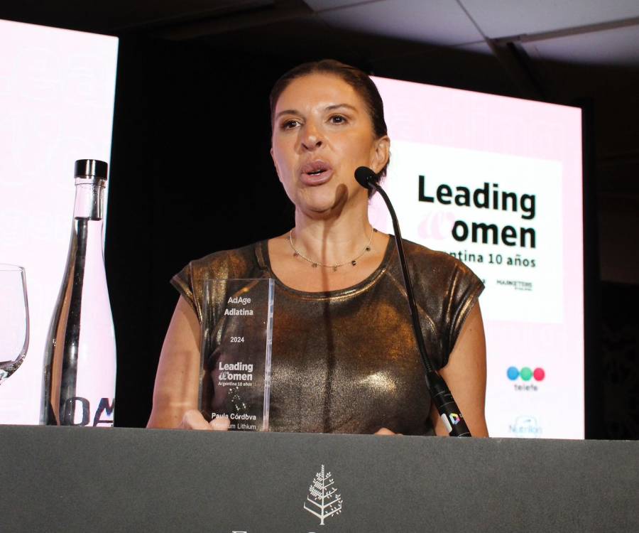 Por primera vez una mujer minera recibe el premio Leading Woman de AdAge y Adlatina