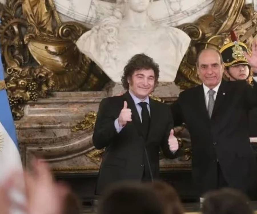 Francos asumió como jefe de Gabinete