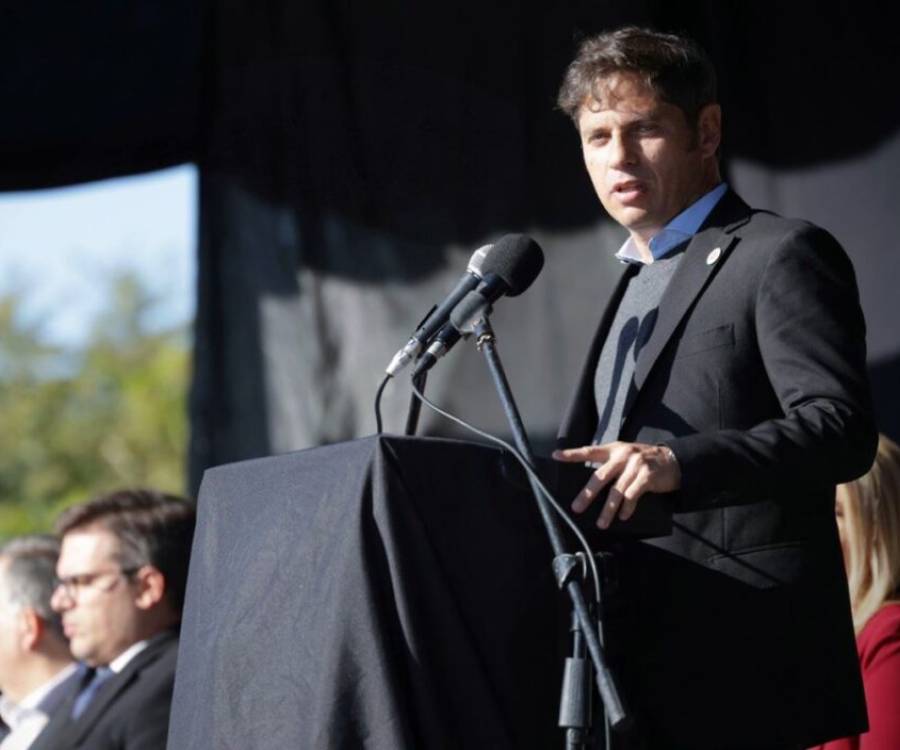 Kicillof viaja a ver al Papa, pero antes reclamará al gobierno nacional el pago de la deuda a provincia