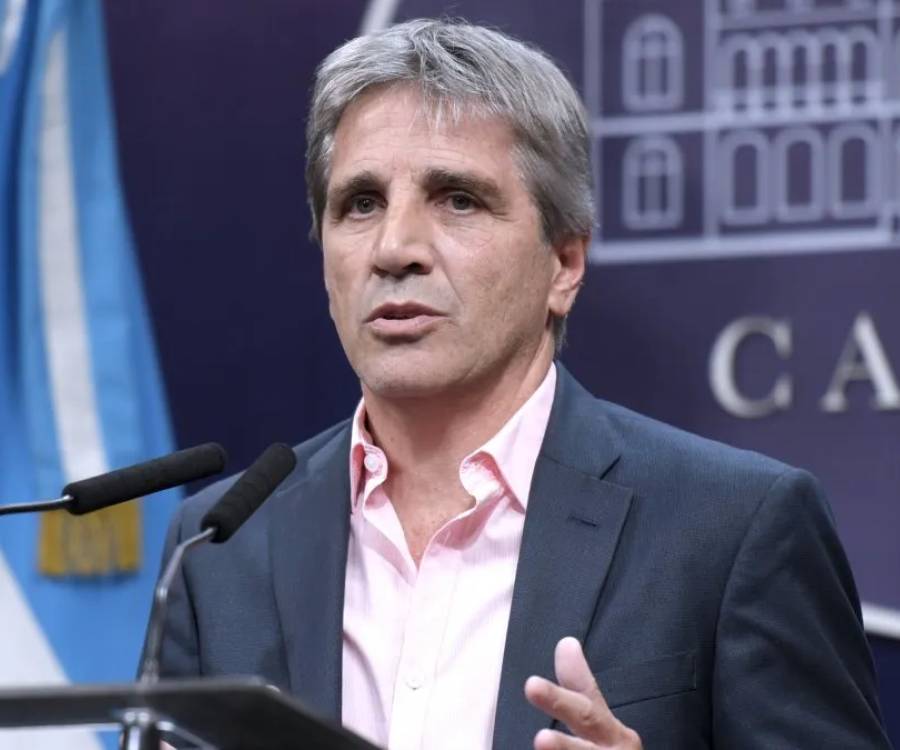 Caputo admite que su única alternativa para levantar el cepo es recurrir al FMI