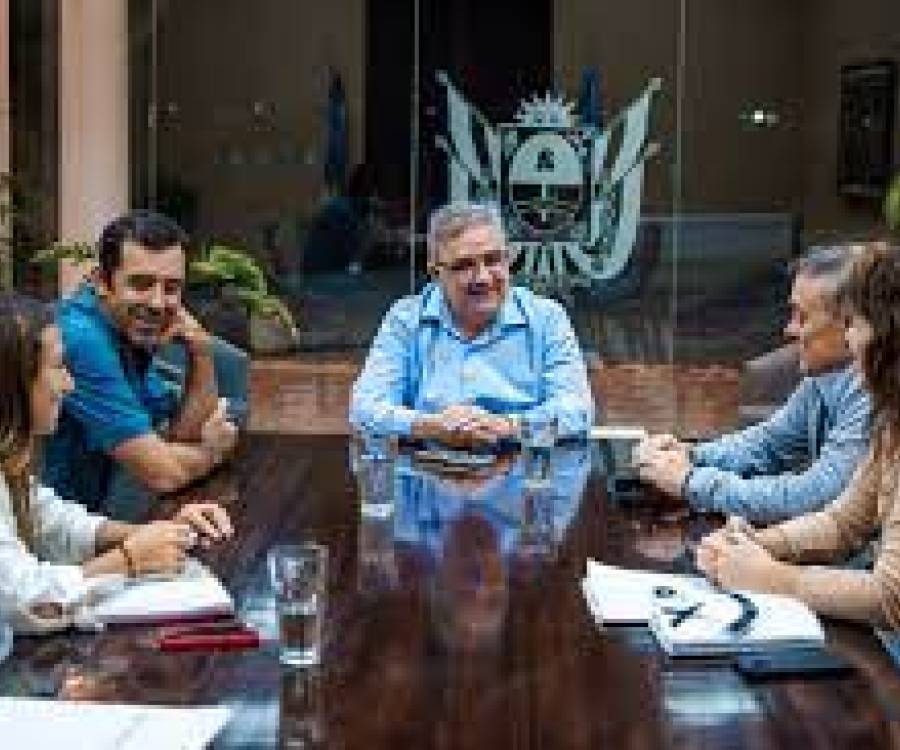 El Gobernador y la Cámara de la Construcción acordaron la reactivación de obras con fondos provinciales