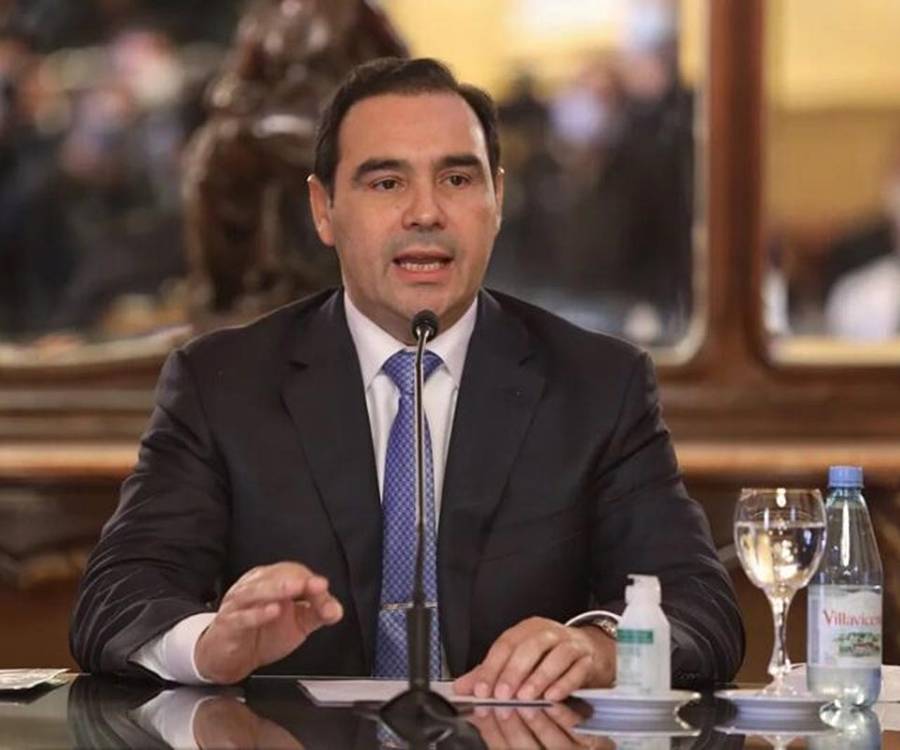 Once días después de la desaparición de Loan, el Gobernador correntino habló de «una posible causa de trata»