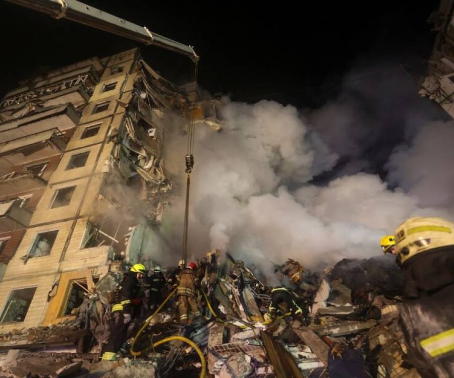 Rusia ataca las dos mayores ciudades de Ucrania, Kiev y Járkov
