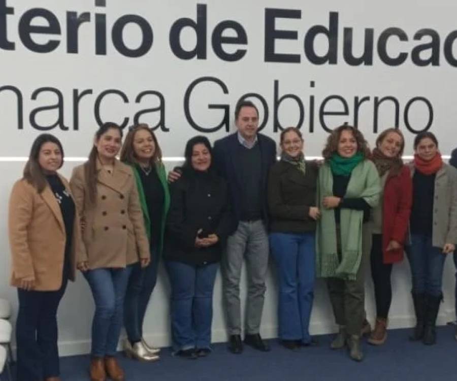 Aseguran el traspaso de los docentes de Valle Viejo