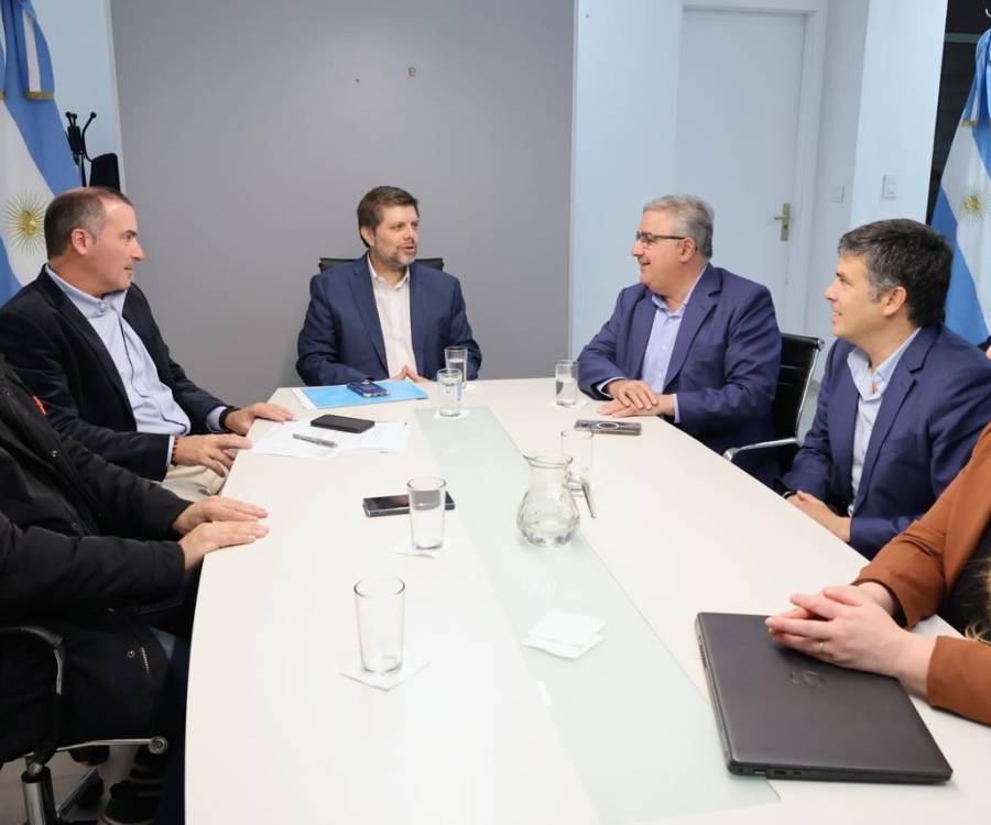Vivienda: Raúl y equipo avanzan con las gestiones para el desembolso de fondos nacionales