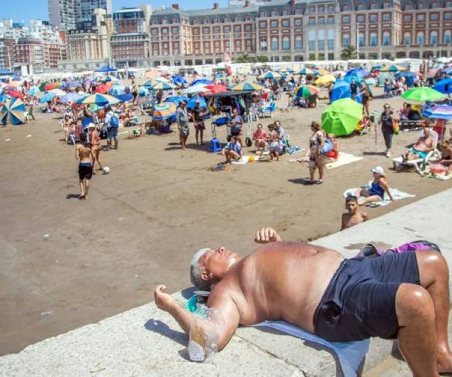 Ola de calor: alerta rojo en 11 provincias y más de medio país por arriba de 30 grados