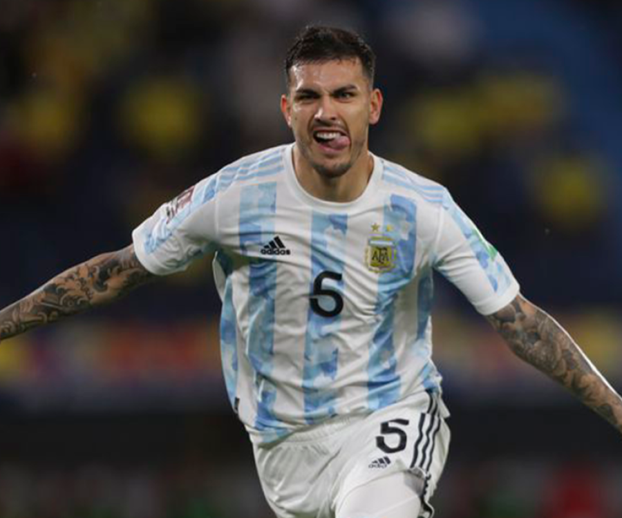 Leandro Paredes estrenó look platinado antes de la semifinal y recibió picantes comentarios de sus fans