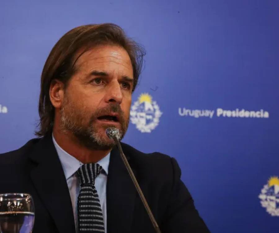 La dura crítica de Luis Lacalle Pou a Javier Milei por su ausencia a la cumbre del Mercosur