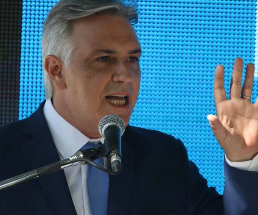 El gobernador Llaryora va en busca de inversiones por Asia y Europa