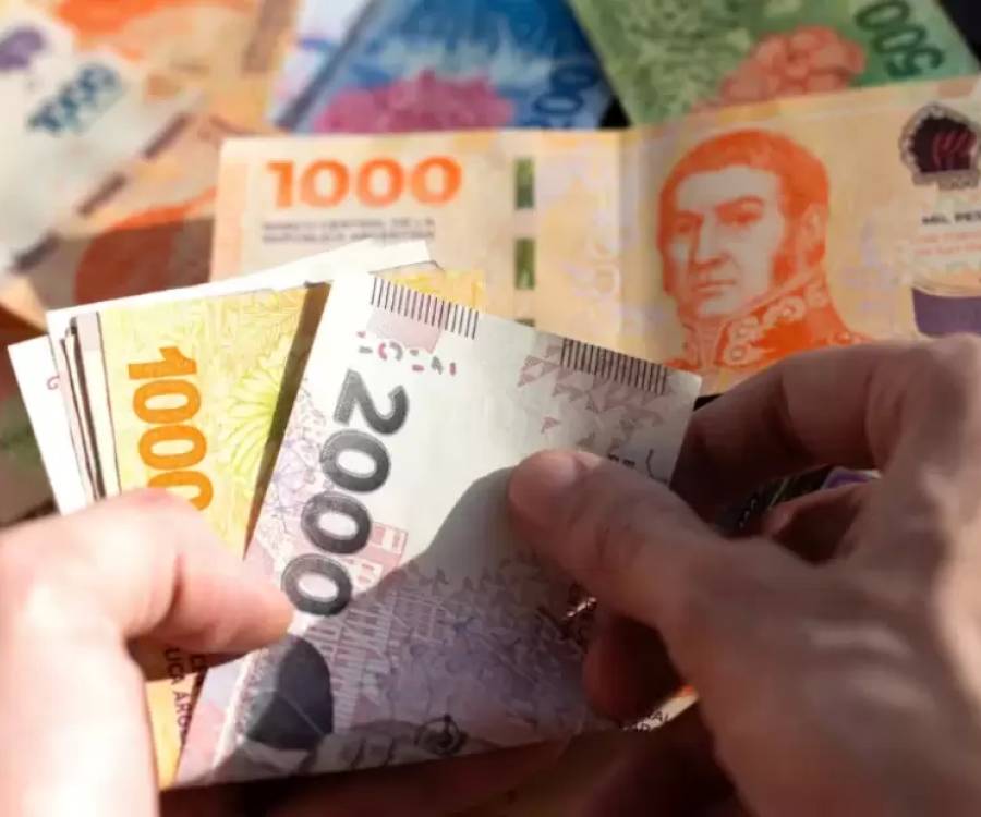 El Gobierno fijará el salario mínimo por decreto