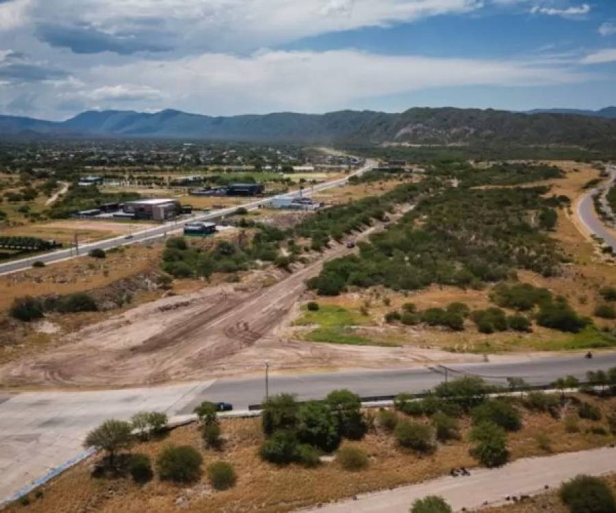Avanza la obra de sistematización del Arroyo Fariñango