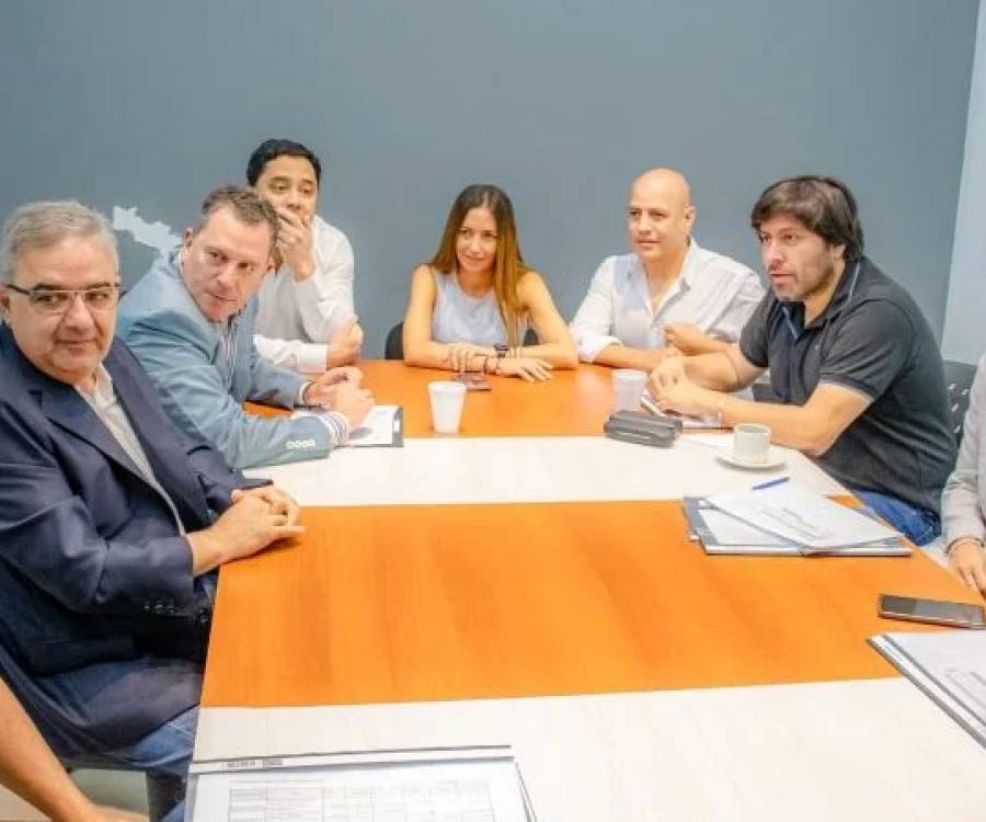 Compromiso de Provincia para no frenar las obras de viviendas: serán prioritarias