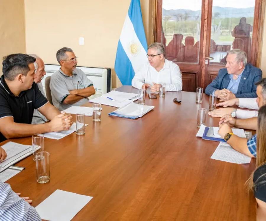Provincia pidió un adelanto de utilidades a YMAD y aportes extras a las mineras