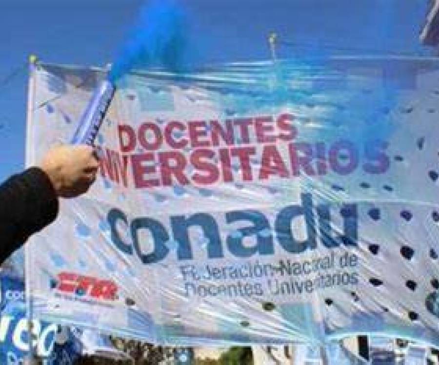 Docentes universitarios ratificaron un nuevo paro para este miércoles