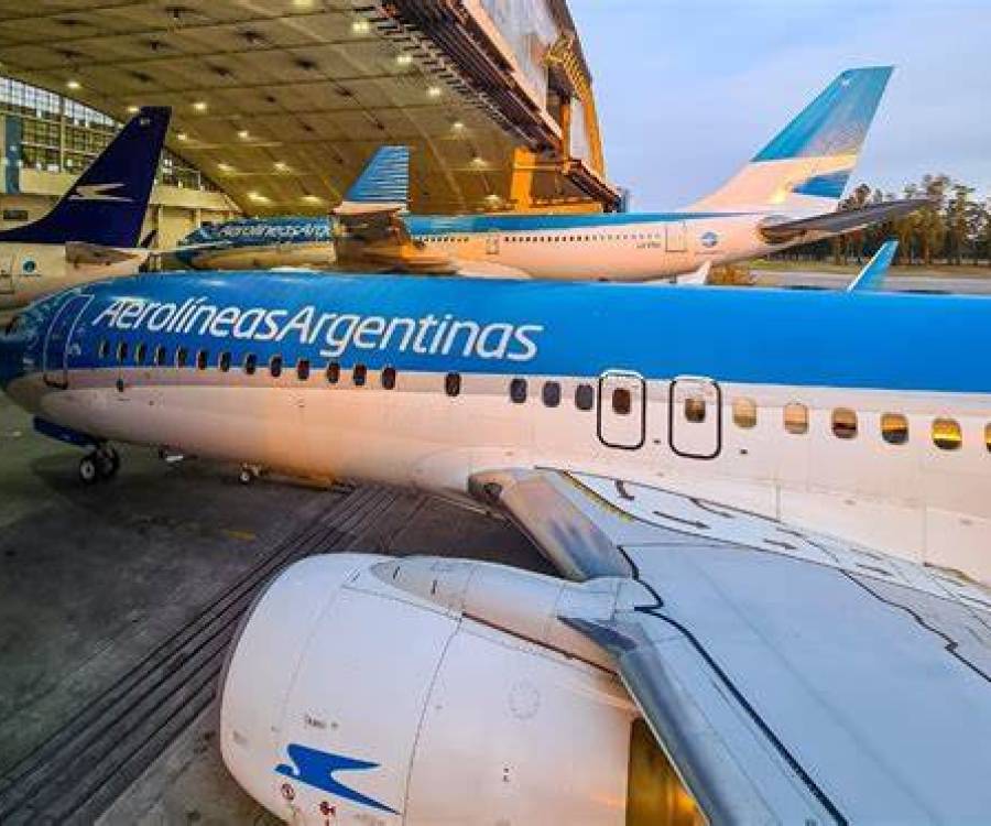El Gobierno implementa reformas en el sector aéreo para cumplir estándares internacionales