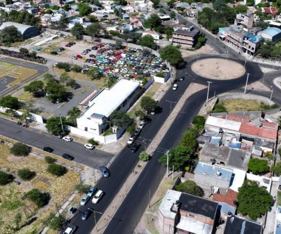 La Capital avanza en la repavimentación de avenidas con asistencia de Provincia