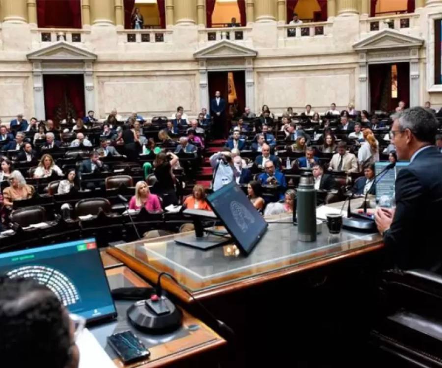 El Gobierno logró aval al DNU para el acuerdo con el FMI