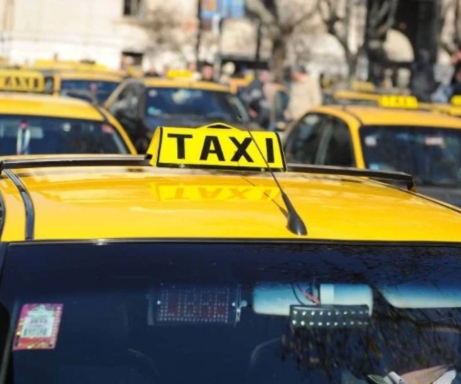 Rosario amaneció paralizada: no funcionan taxis ni colectivos y las clases están suspendidas