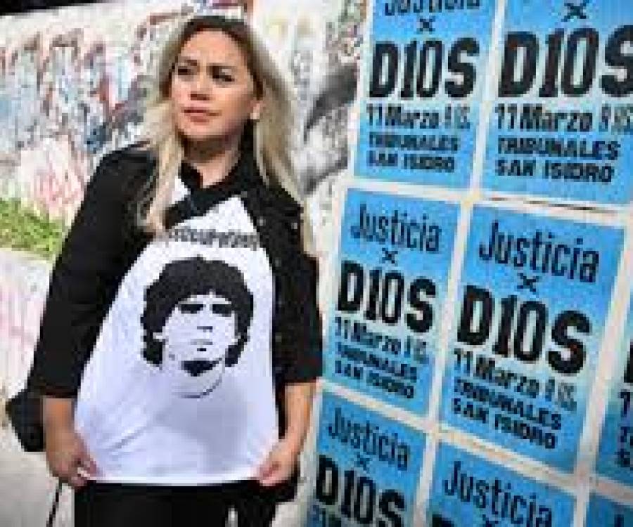 Juicio por Maradona: la Fiscalía adelantó que el jueves declararán Verónica Ojeda y las hermanas de Diego