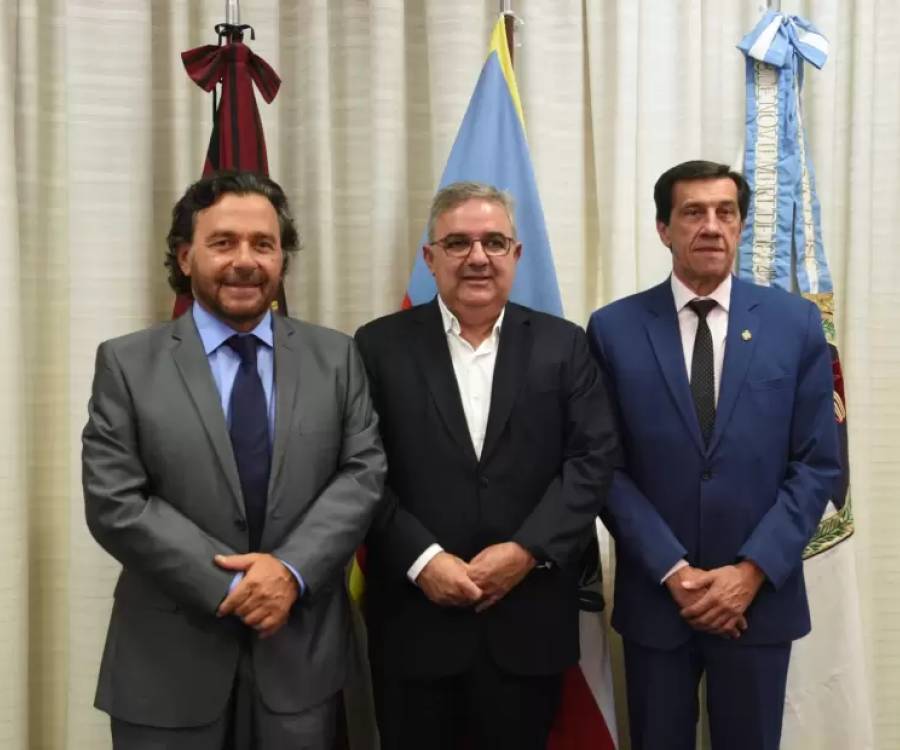 El gobernador Raúl Jalil asumió la presidencia de la Mesa del Litio
