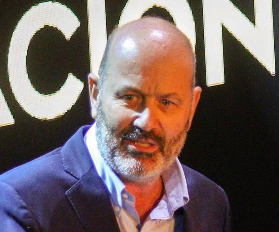 Sturzenegger comparó el fin del cepo con la caída del Muro de Berlín