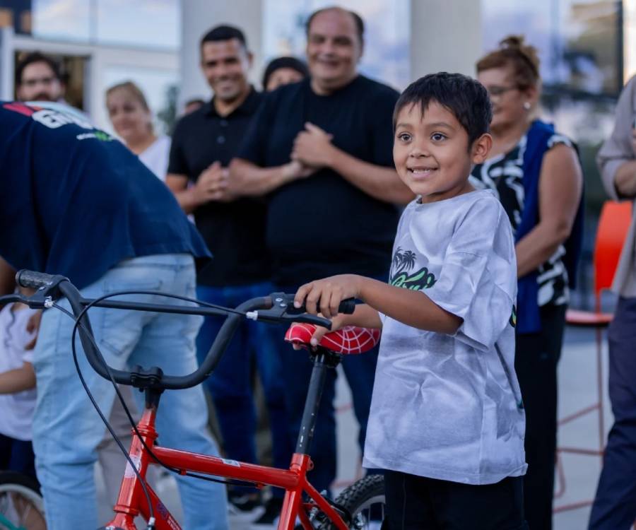 El Banco solidario de bicicletas entregó más de 40 bicis