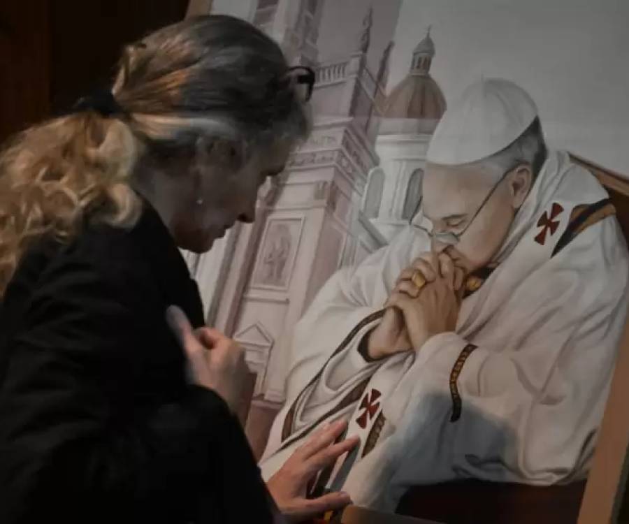 Así despiden al papa Francisco fieles católicos en todo el mundo