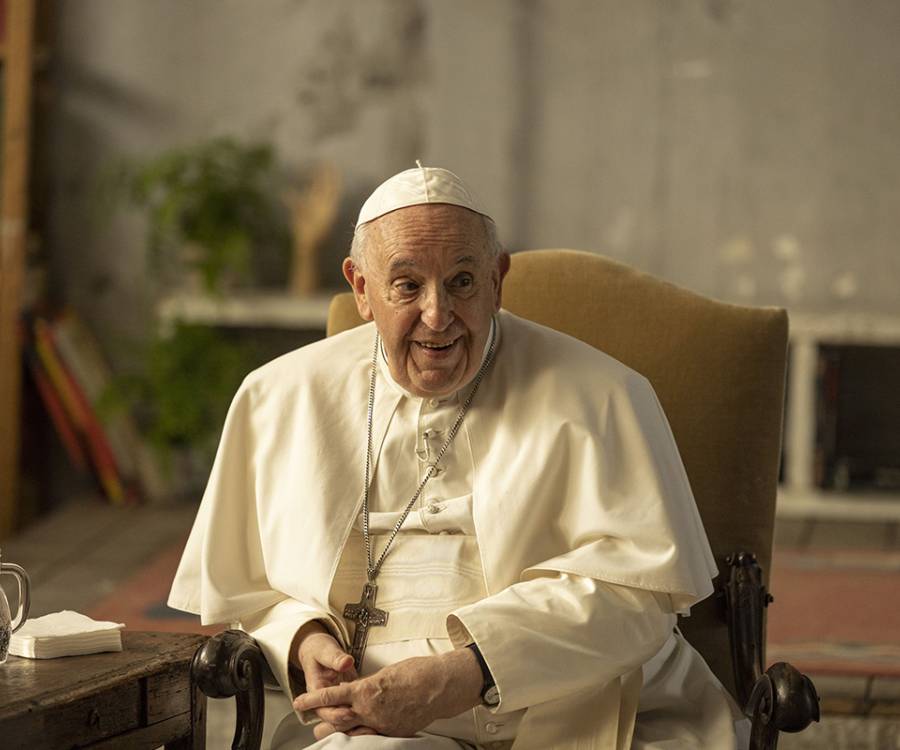 Miles de fieles despiden al Papa Francisco en la Plaza San Pedro