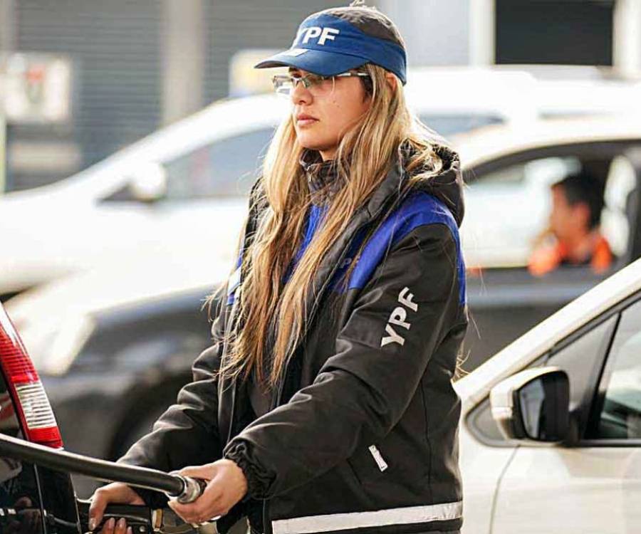 YPF bajará el precio de los combustibles