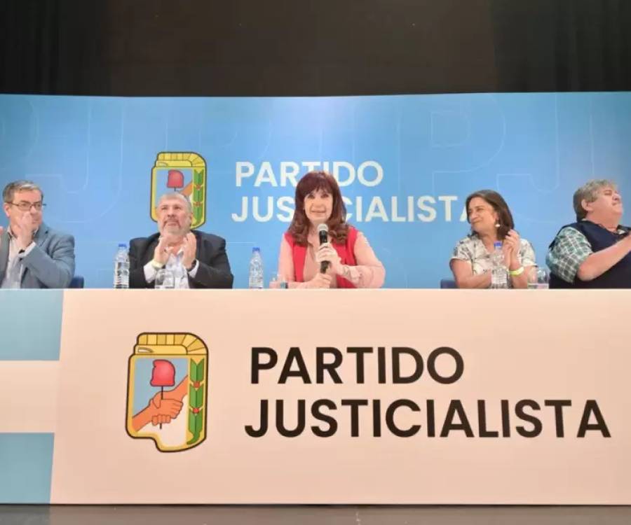 Sin Cristina Kirchner y con gobernadores en duda, el PJ se reúne este martes