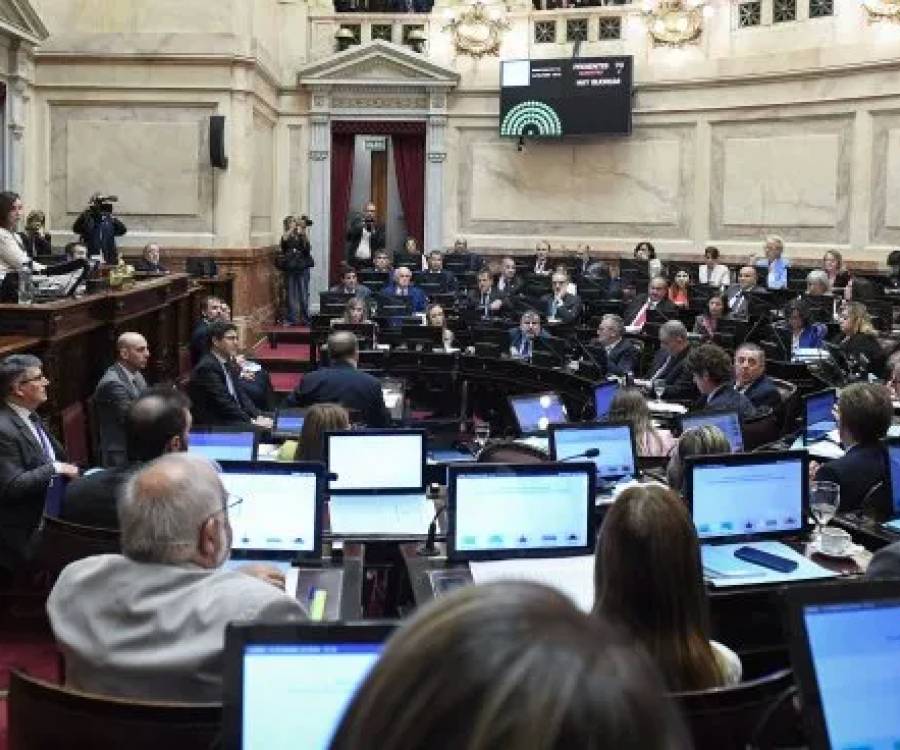 Revés para el Gobierno: el Senado rechazó el DNU de Javier Milei y se define en Diputados