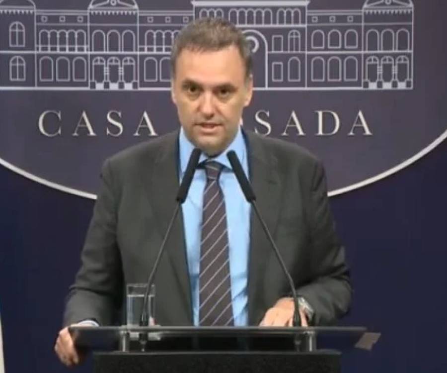 Mensaje de Adorni a la oposición: 