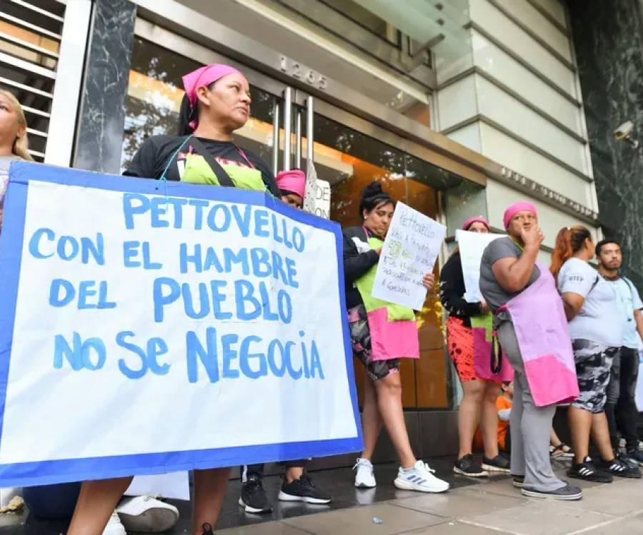 Las primeras medidas de gobierno de Milei ya generaron 2,5 millones de nuevos pobres
