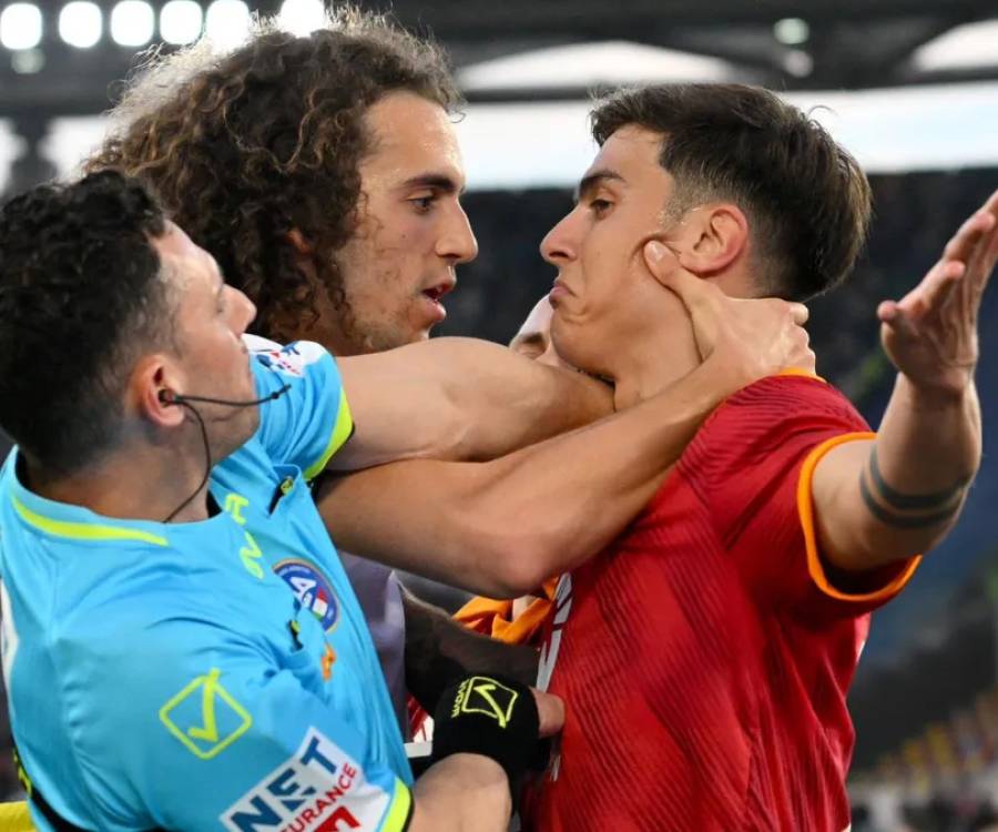 El picante gesto de Dybala ante un francés, que enloqueció a los hinchas argentinos