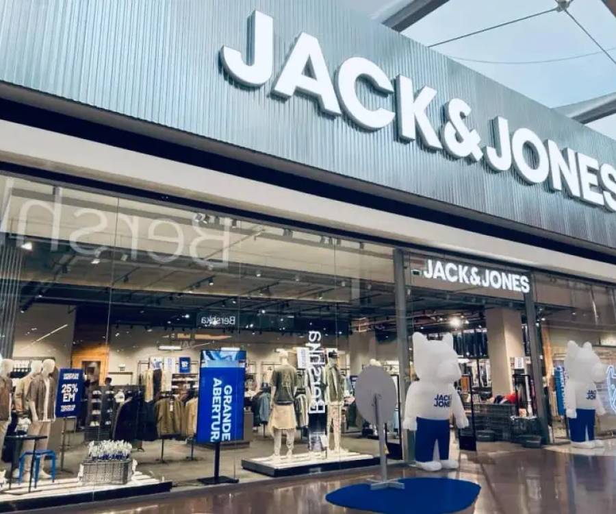 En plena polémica por las prendas importadas, llega una nueva marca de ropa a la Argentina