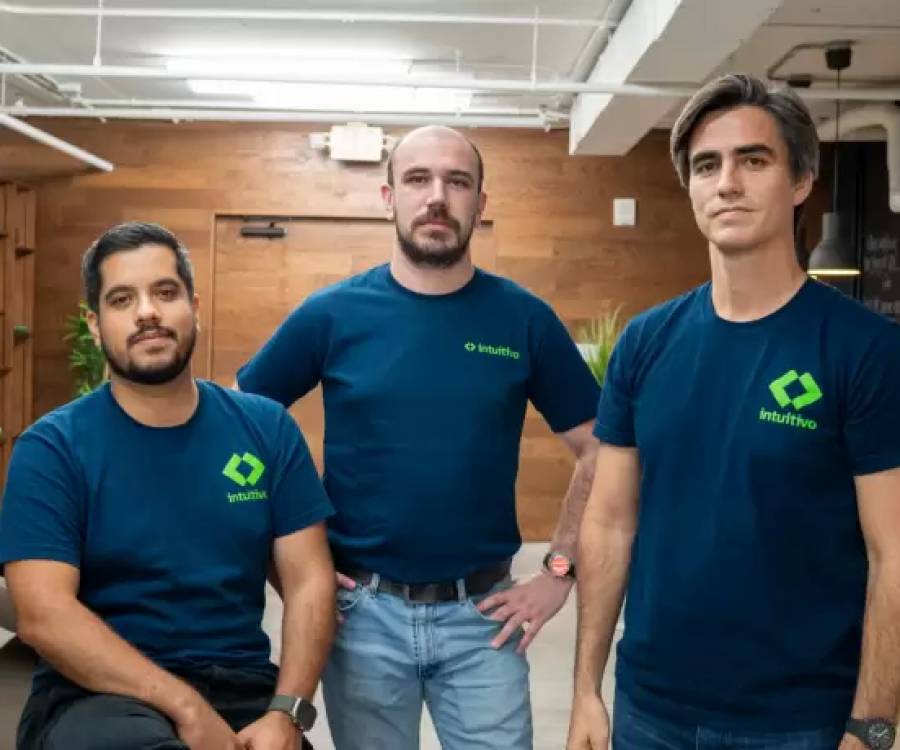 A la conquista del sueño americano: comenzaron en Argentina, le venden a Elon Musk y van por más