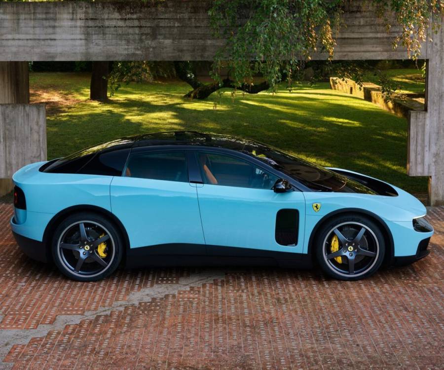 Polémica por el lanzamiento de la Ferrari Luce, el primer modelo 100% eléctrico de la célebre marca italiana