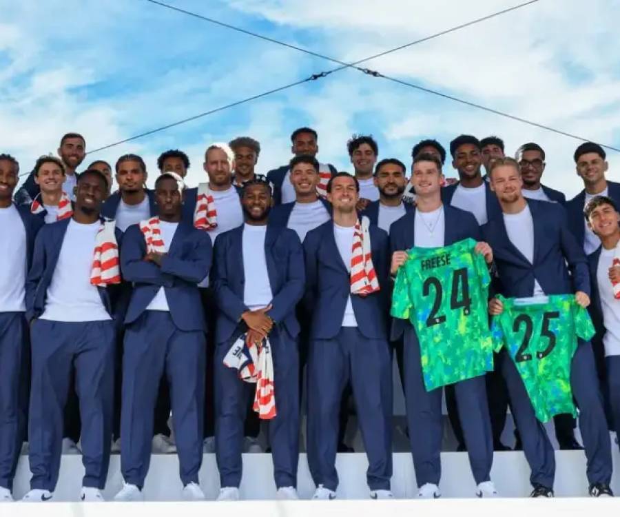 Suites de US$ 1 millón, jets privados y hasta alquiler de camisetas: el turismo premium activa una economía paralela