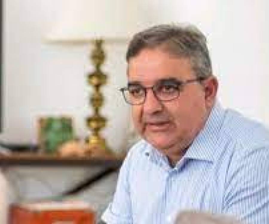 Por la caída de fondos, Jalil se reunirá con los intendentes el lunes