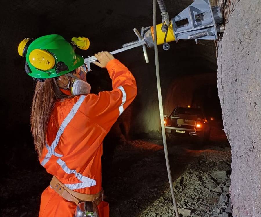 Farallón Negro recibe futuros técnicos e ingenieros en minas para sus PPS