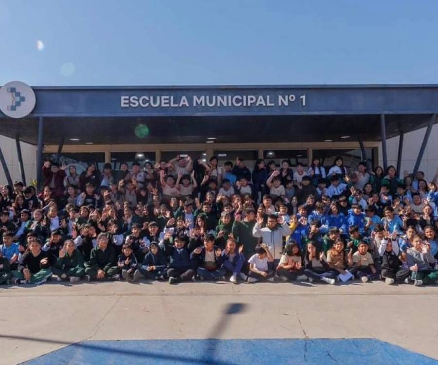 Más de 400 alumnos se preparan para rendir exámenes internacionales de Cambridge 2026